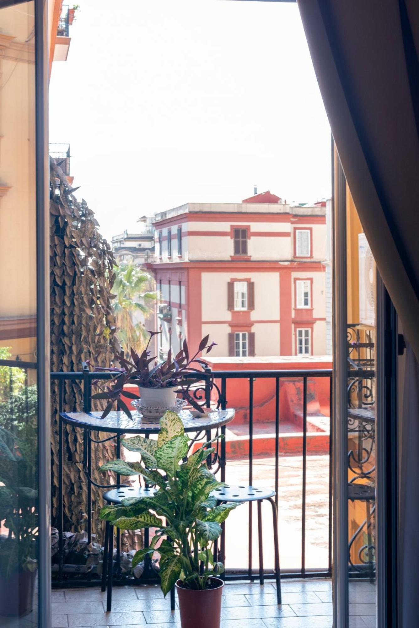 B&B Le Stanze Dei Mille Napoli Exterior foto