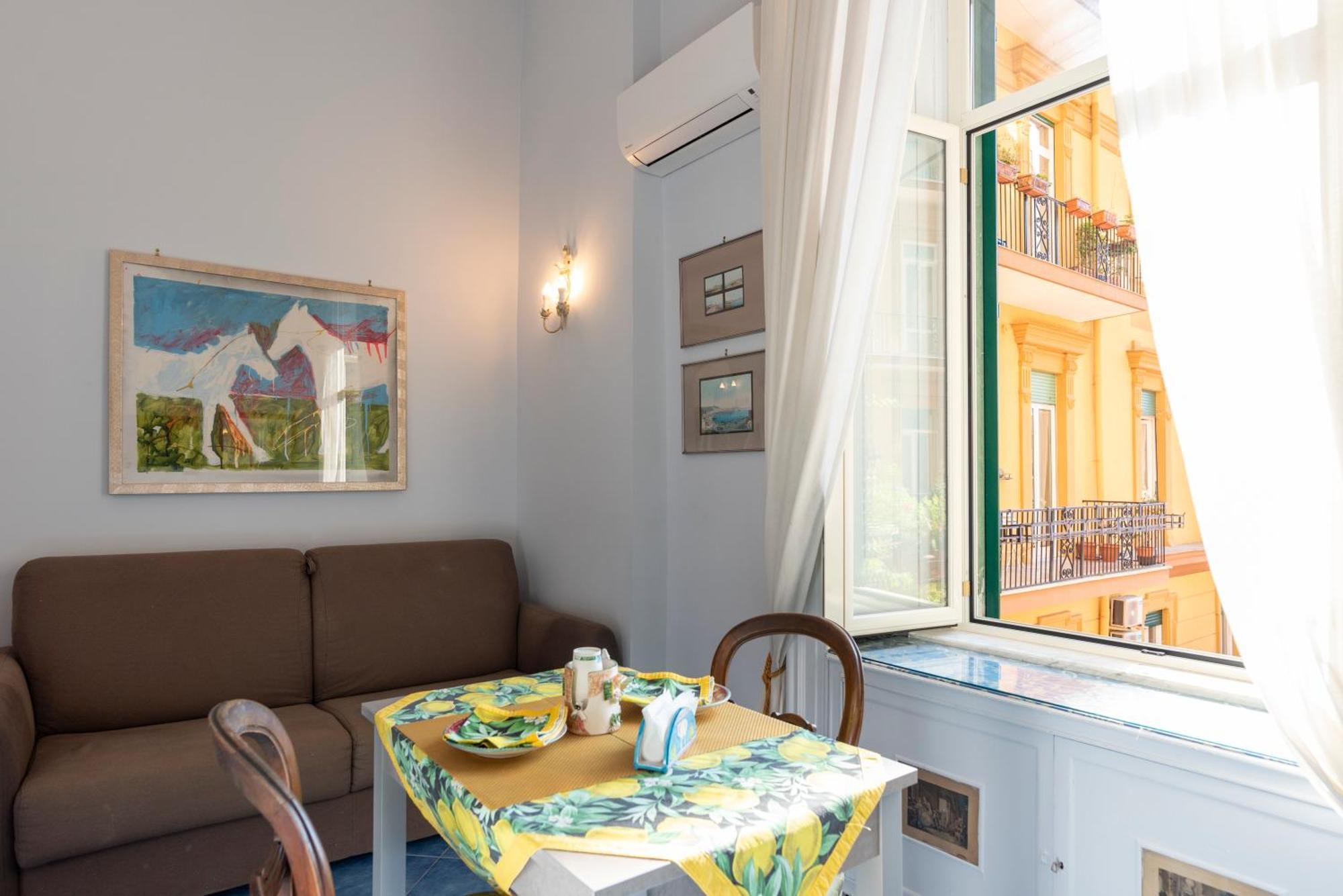 B&B Le Stanze Dei Mille Napoli Exterior foto